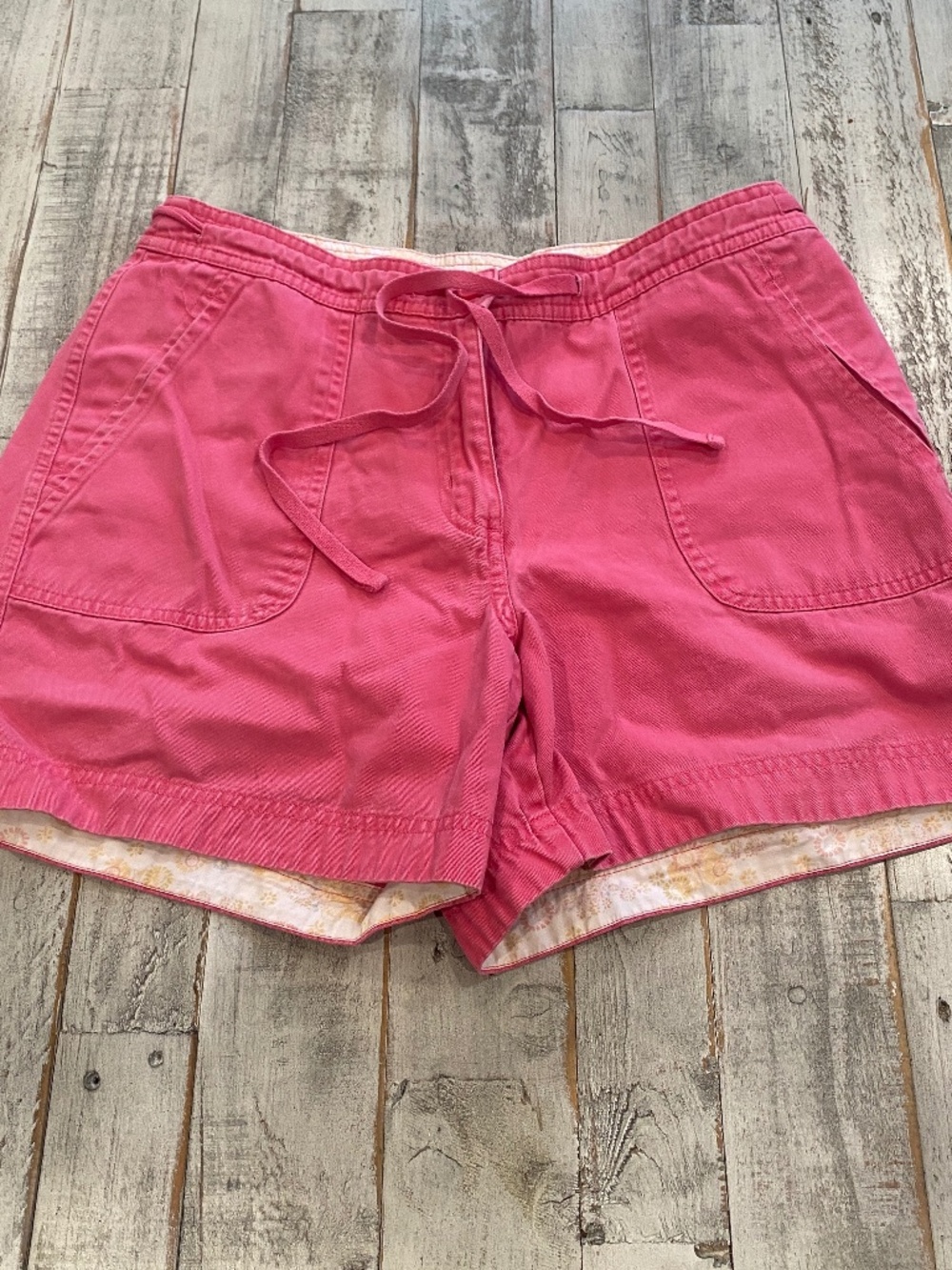 100% Cotton Pink Womens Size 8 Shorts Made in Kenya Casual Everyday Walking